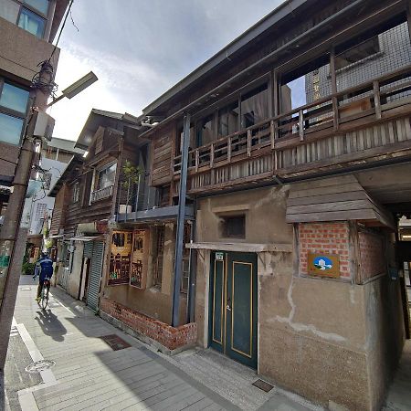 Jerry'S Mazehut Hostel Tainan Zewnętrze zdjęcie