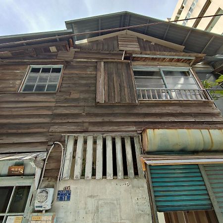 Jerry'S Mazehut Hostel Tainan Zewnętrze zdjęcie