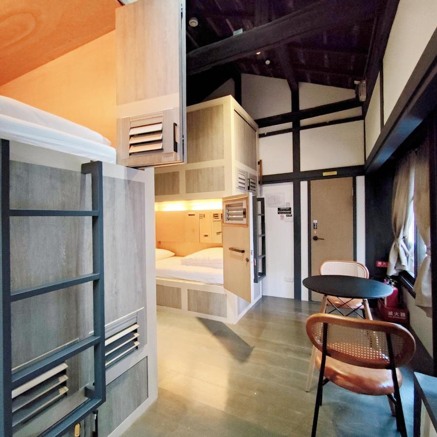 Jerry'S Mazehut Hostel Tainan Zewnętrze zdjęcie