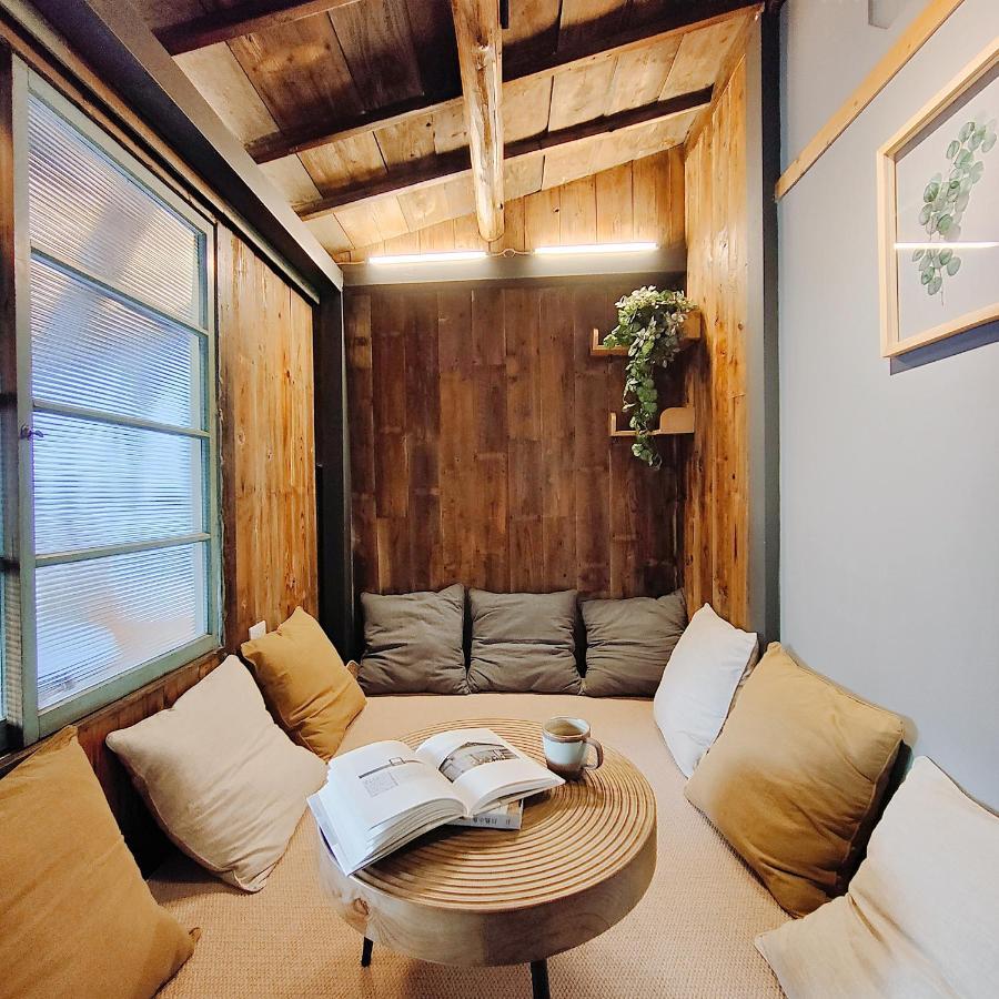 Jerry'S Mazehut Hostel Tainan Zewnętrze zdjęcie