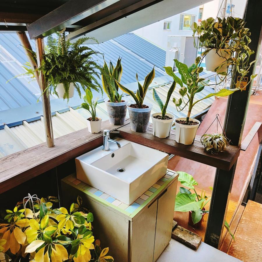 Jerry'S Mazehut Hostel Tainan Zewnętrze zdjęcie